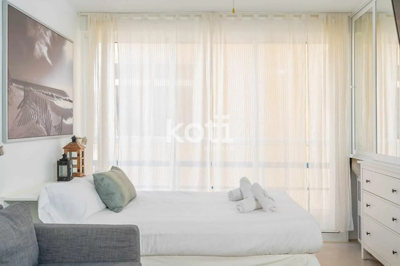 Koti Rentals - Loft In The Center Fuengirola Apartment